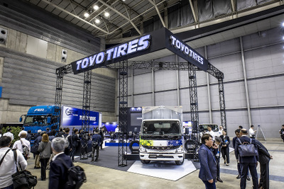 耐摩耗と低電費の両立、TOYO TIRE「ナノエナジーM151 EV」がEVトラックの新時代物流を支える
